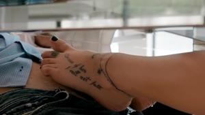 Sneaky Sex: Kali Roses in fetish fantasy footjob