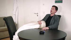 Hitzefrei.com: Wet pussy Blanche Bradburry blowjobs