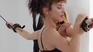 LetsDoeIt: Female Geishakyd FFM