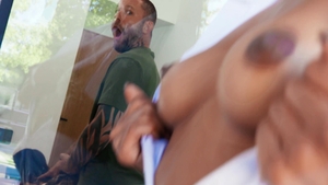 Brazzers: Petite Package for Mr. Muscles